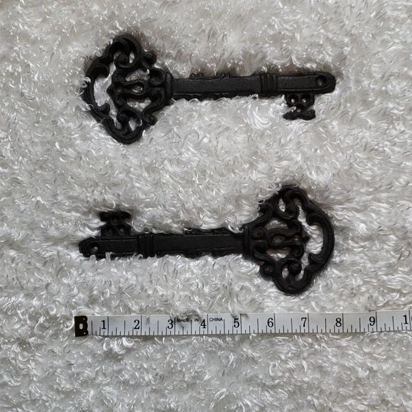 Antique Key decor bundle - Picture 3 of 8